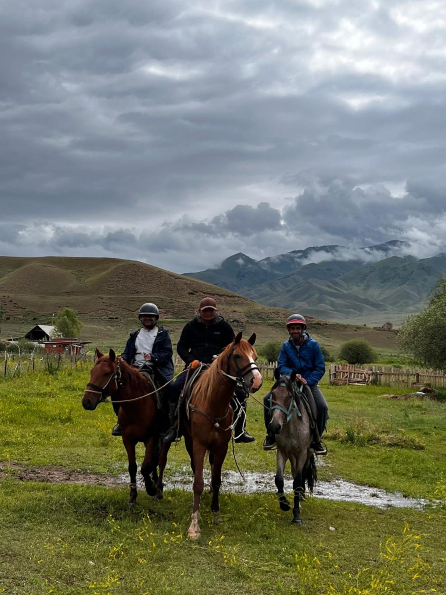 Kyzart Hotel & Horse Tours Bagysh Exteriér fotografie